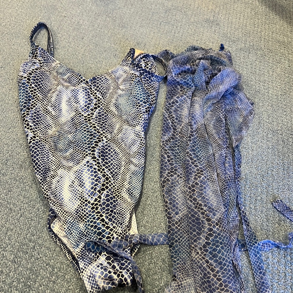 Gottex Swimsuit And Sarong